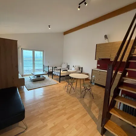 Penthousewohnung Mit Blick Auf Die Natur Leingarten